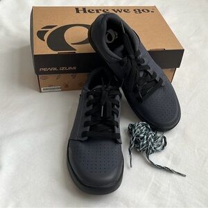 New Pearl Izumi Women’s X-ALP Flow Flat Pedal MTB Shoes, Sz 8